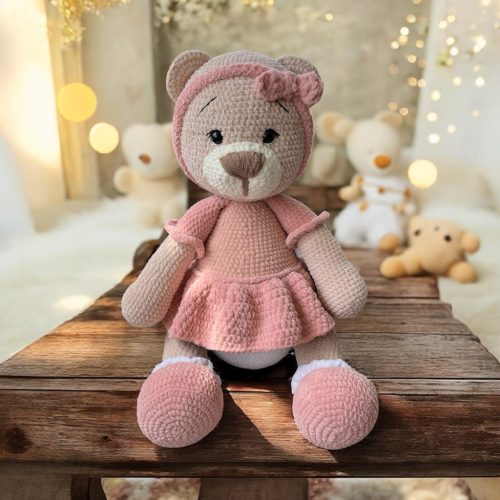 Lili – horgolt óriás macilány (80 cm)
